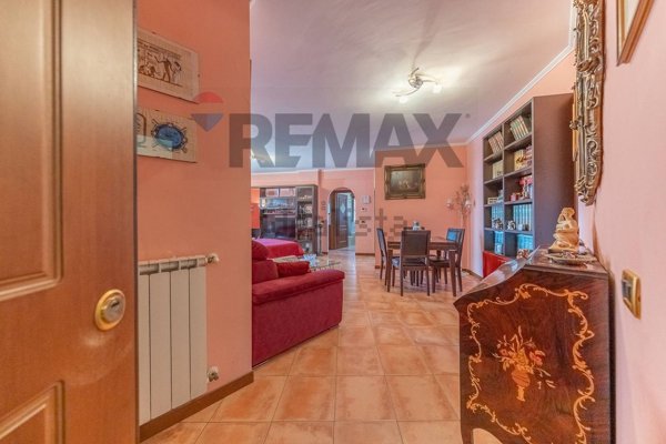 appartamento in vendita a Roma in zona Acilia