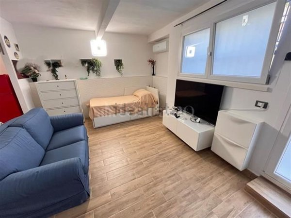 appartamento in vendita a Roma in zona Tor di Quinto