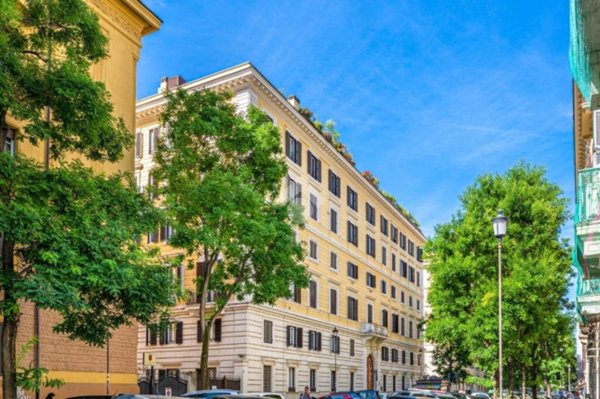 appartamento in vendita a Roma in zona Rione Prati