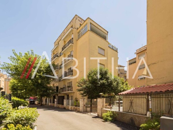 appartamento in vendita a Roma in zona Monte Sacro/Talenti