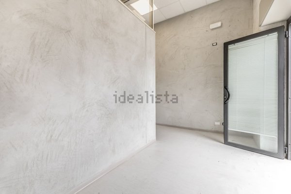 negozio in vendita a Roma in zona Trionfale