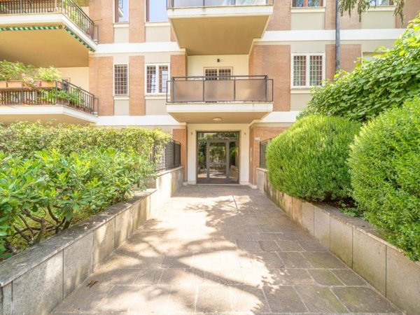 appartamento in vendita a Roma in zona Della Vittoria