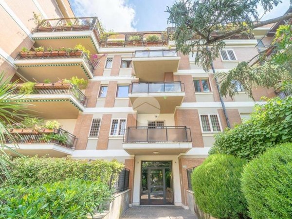 appartamento in vendita a Roma in zona Della Vittoria