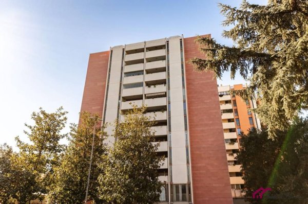 appartamento in vendita a Roma in zona Ardeatino