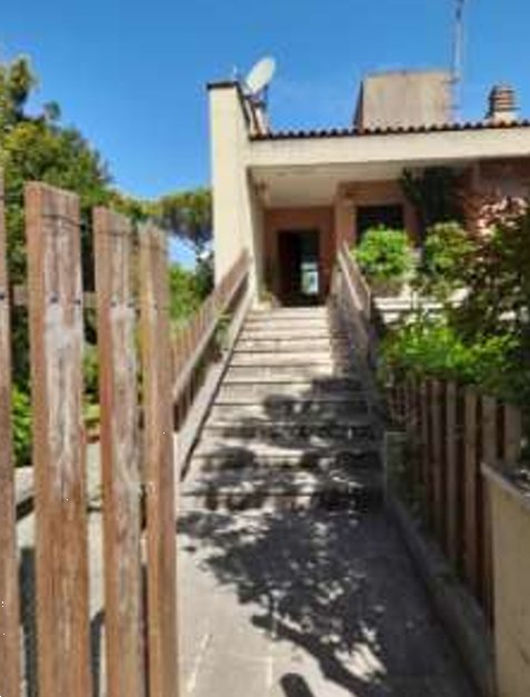 casa indipendente in vendita a Roma in zona Della Vittoria