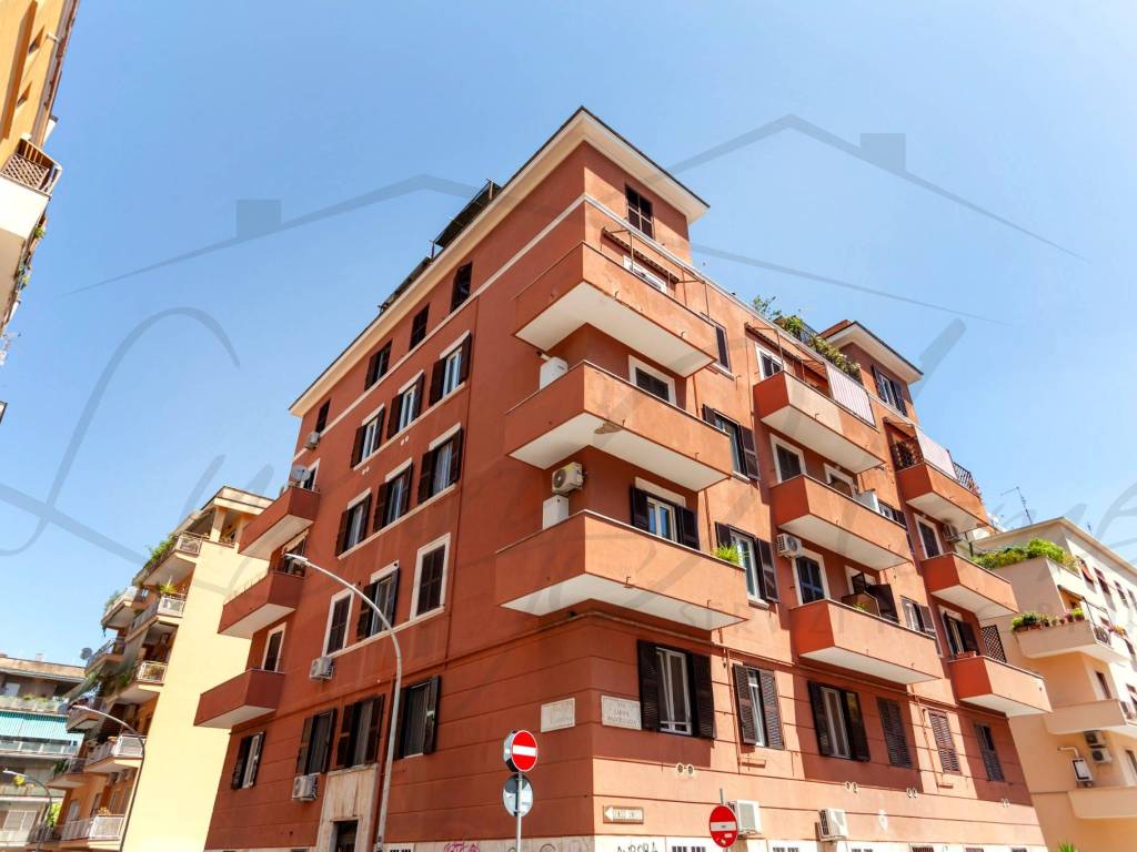 appartamento in vendita a Roma in zona Gianicolense
