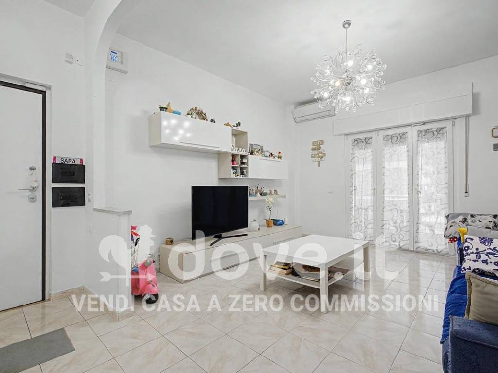appartamento in vendita a Roma in zona Ostia Antica