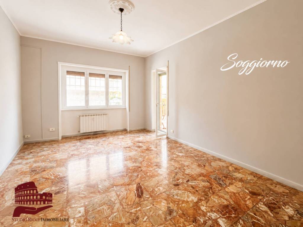 appartamento in vendita a Roma in zona Prenestino-Labicano