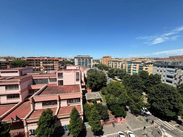 appartamento in vendita a Roma in zona Prenestino-Labicano