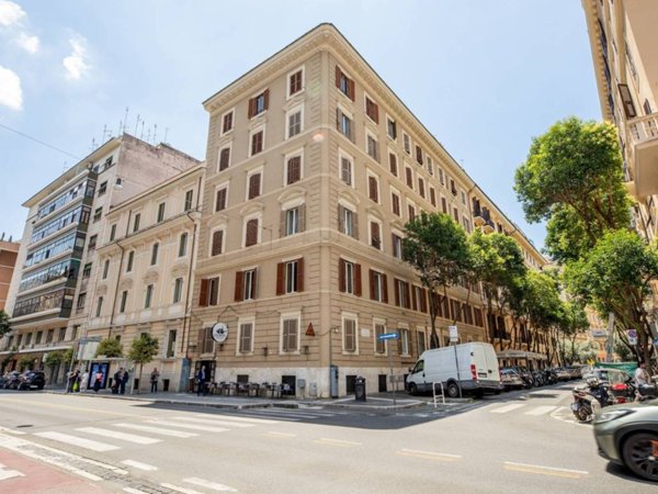appartamento in vendita a Roma in zona Rione Prati