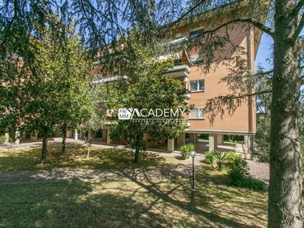 appartamento in vendita a Roma in zona Grottarossa