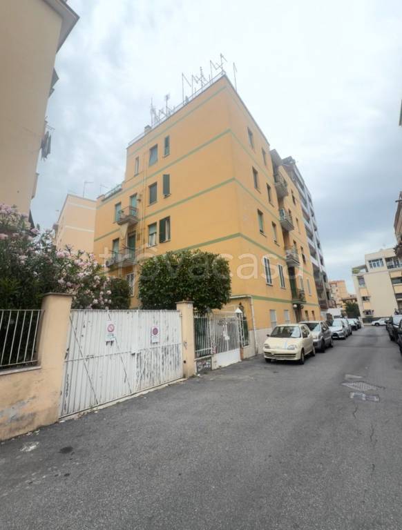 appartamento in vendita a Roma in zona Torrevecchia