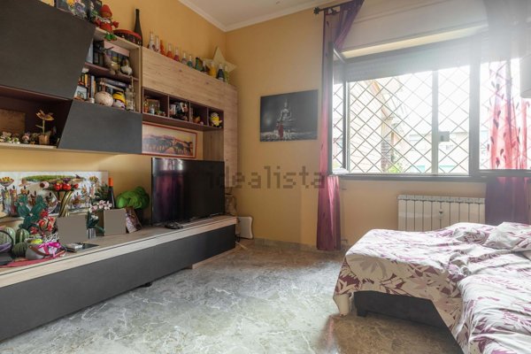 appartamento in vendita a Roma in zona Portuense