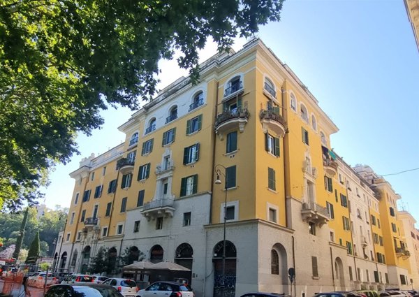 appartamento in vendita a Roma in zona Testaccio