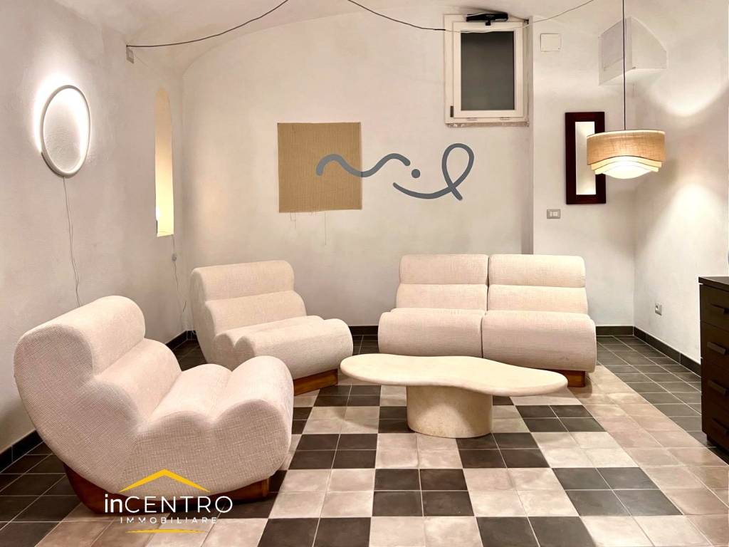 appartamento in vendita a Roma in zona Parione/Sant'Eustachio