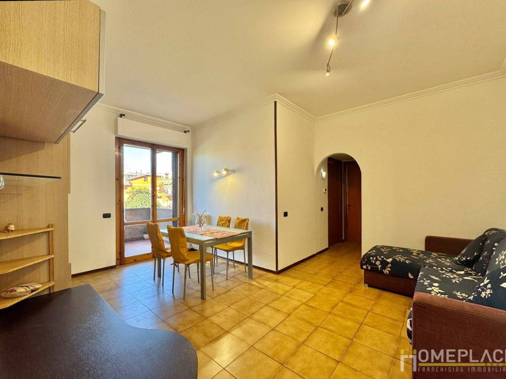 appartamento in vendita a Roma in zona Romanina