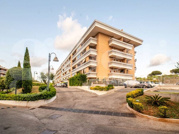 appartamento in vendita a Roma in zona EUR