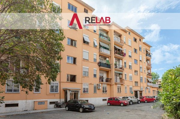 appartamento in vendita a Roma in zona Ostia