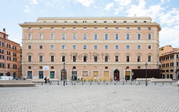 appartamento in vendita a Roma in zona Campo Marzio