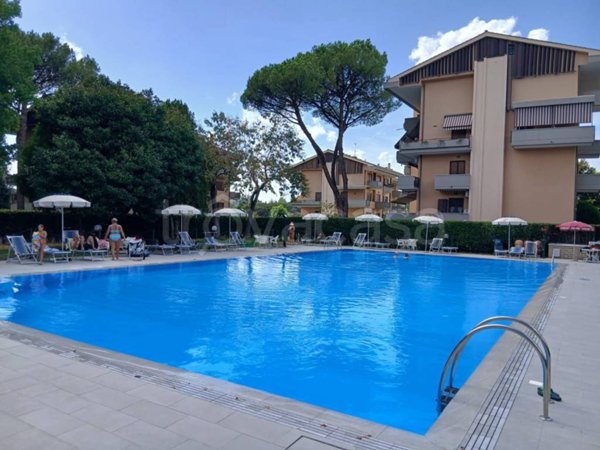 appartamento in vendita a Roma in zona Appio Claudio