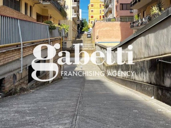 casa indipendente in vendita a Roma in zona Collatino