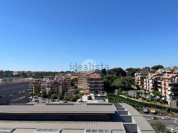 appartamento in vendita a Roma in zona Ostiense
