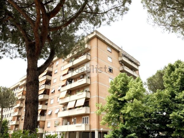 appartamento in vendita a Roma in zona Cinecittà