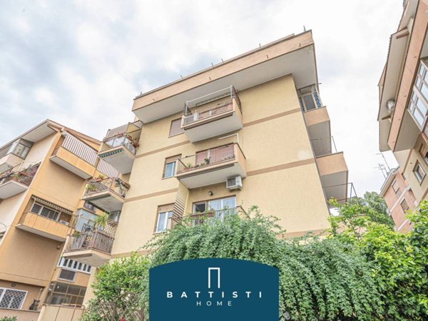 appartamento in vendita a Roma in zona Gianicolense