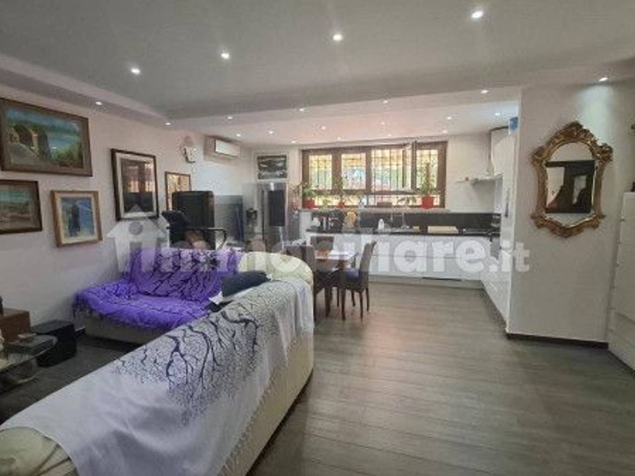 casa indipendente in vendita a Roma in zona Longarina