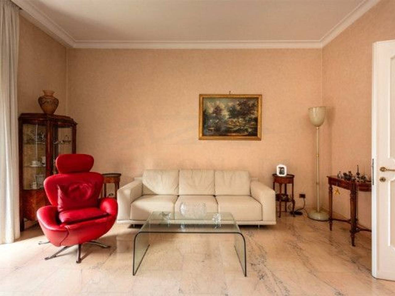 appartamento in vendita a Roma in zona Ardeatino