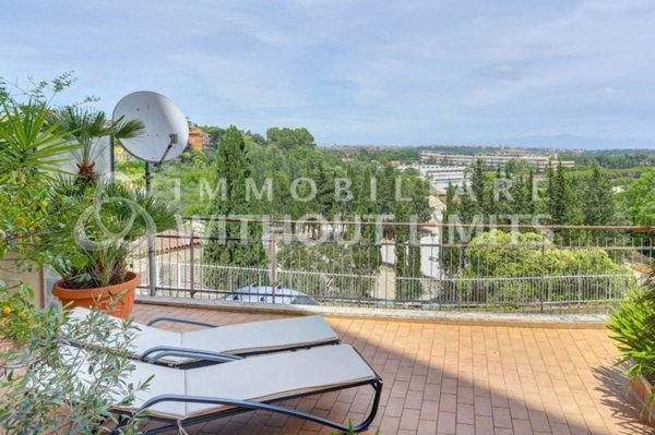 appartamento in vendita a Roma in zona Tor di Quinto