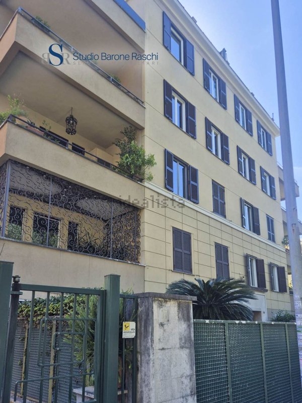locale di sgombero in vendita a Roma in zona Pinciano