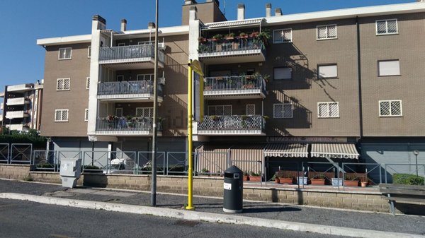 appartamento in vendita a Roma in zona Castel di Leva