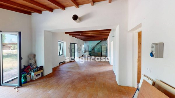 casale in vendita a Roma