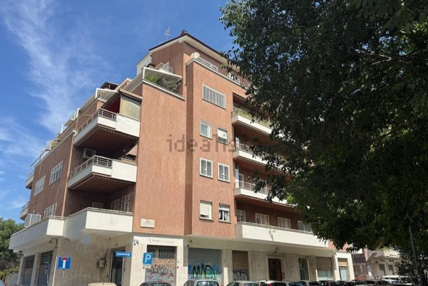 appartamento in vendita a Roma in zona Monte Sacro/Talenti