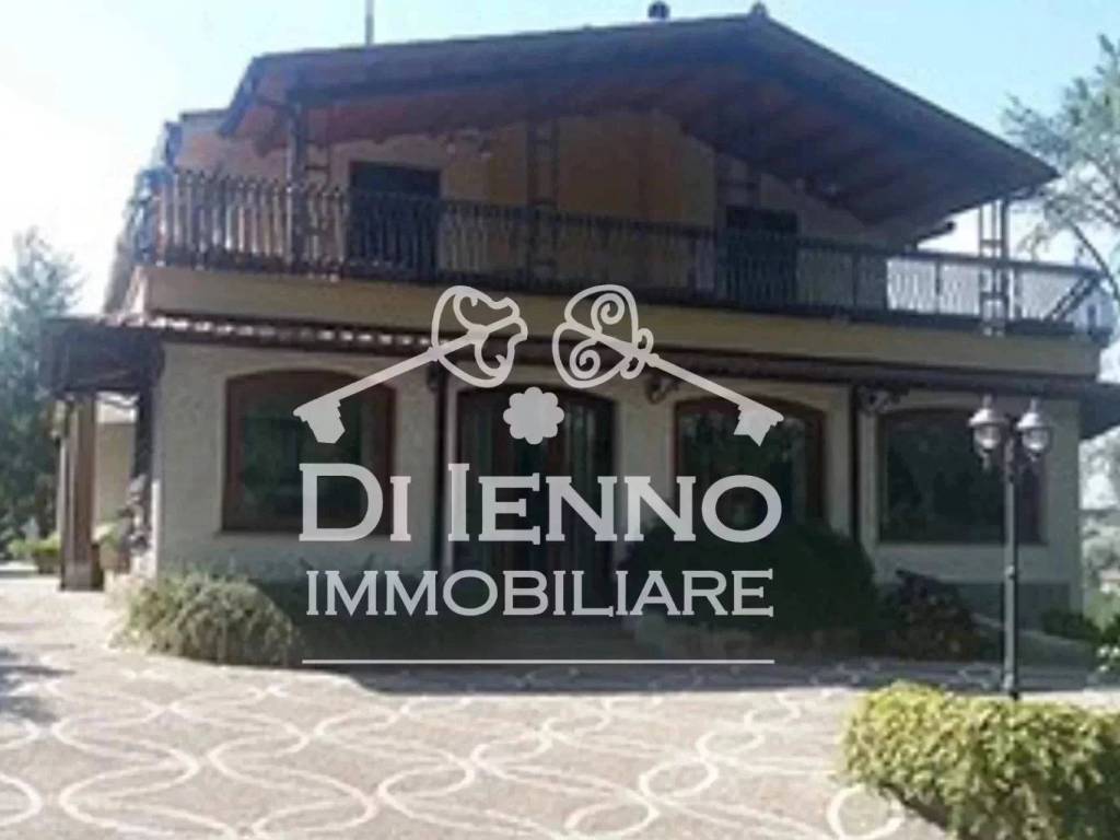 casa indipendente in vendita a Roma in zona Labaro