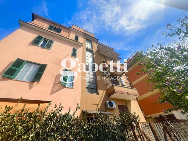 appartamento in vendita a Roma in zona Prenestino-Centocelle
