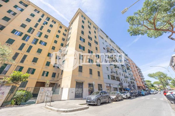 appartamento in vendita a Roma in zona Ostiense