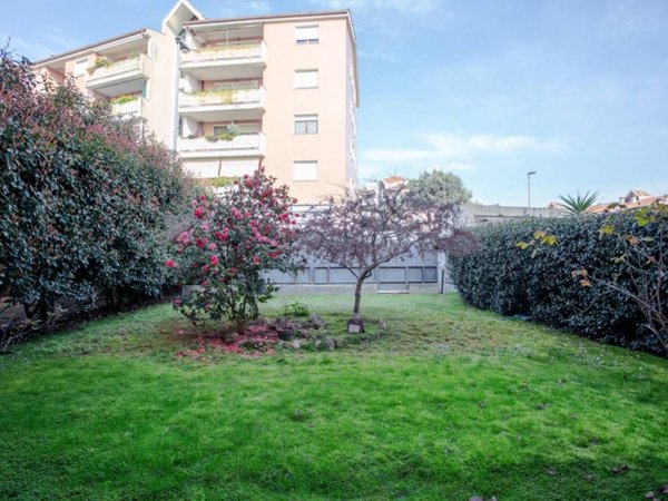 appartamento in vendita a Roma in zona Corviale