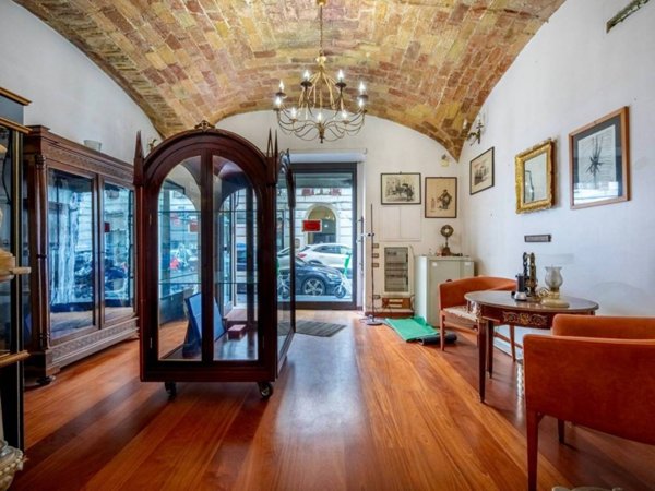 negozio in vendita a Roma in zona Tor di Quinto