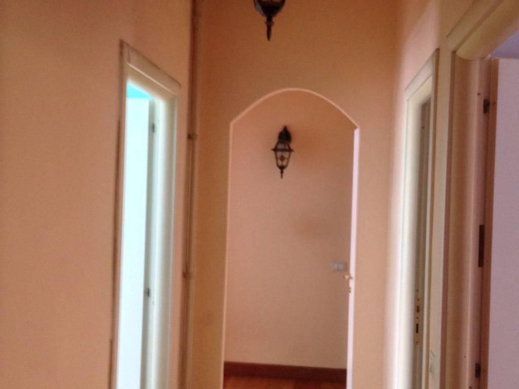 appartamento in vendita a Roma in zona Ostiense