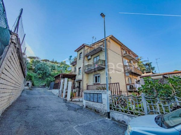 appartamento in vendita a Roma in zona Labaro