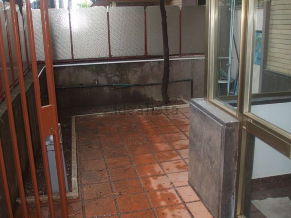 casa indipendente in vendita a Roma in zona Tomba di Nerone