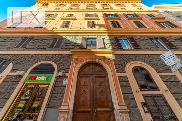 appartamento in vendita a Roma in zona Castro Pretorio
