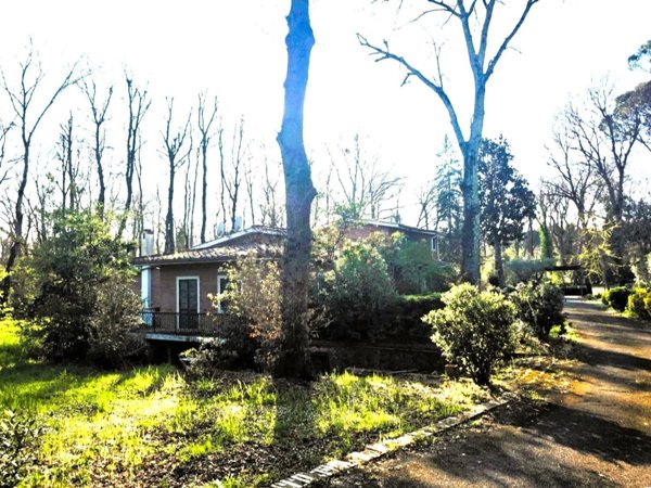 casa indipendente in vendita a Roma in zona Olgiata