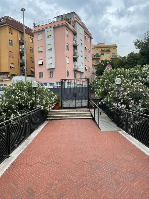 appartamento in vendita a Roma in zona Pietralata
