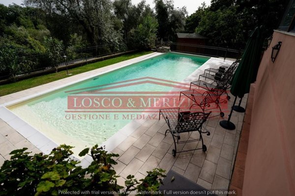 casa indipendente in vendita a Roma in zona Valle Muricana