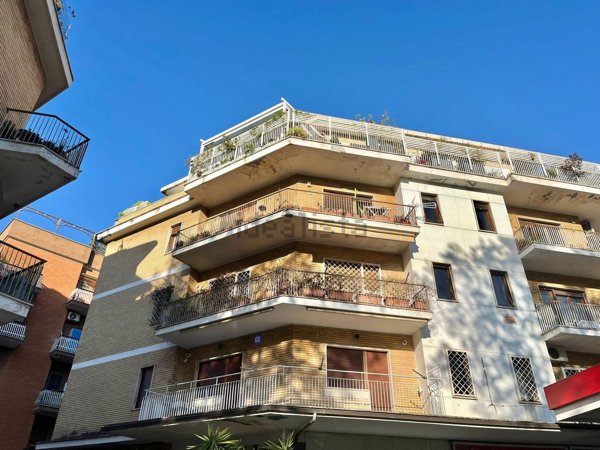 appartamento in vendita a Roma in zona Aurelio