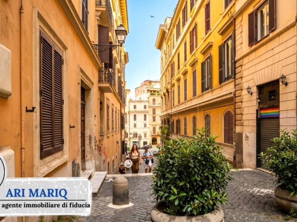 appartamento in vendita a Roma in zona Rione Monti/Campitelli