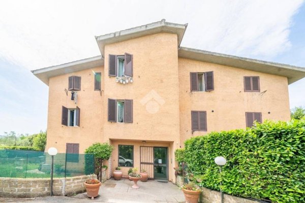 appartamento in vendita a Roma in zona Casal Morena